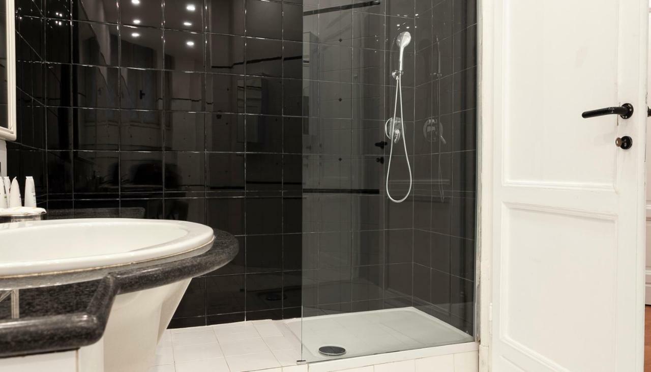 Italianway-Urbano III Apartment Милано Екстериор снимка