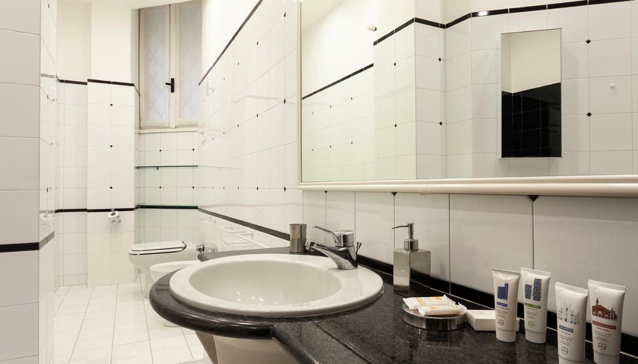Italianway-Urbano III Apartment Милано Екстериор снимка